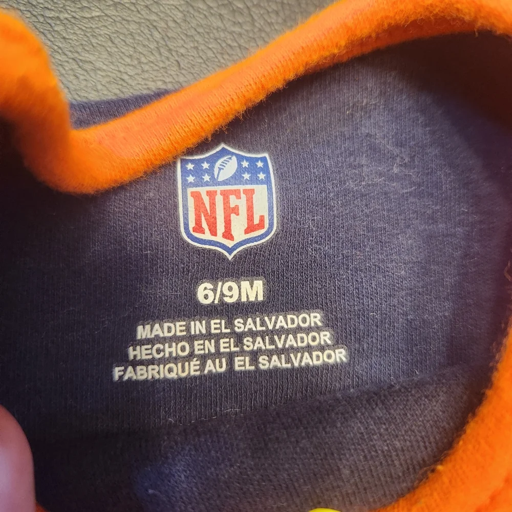 6/9 months Chicago Bears onies